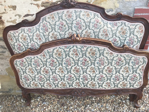 OLD FRENCH CARVED CAPITONE BED